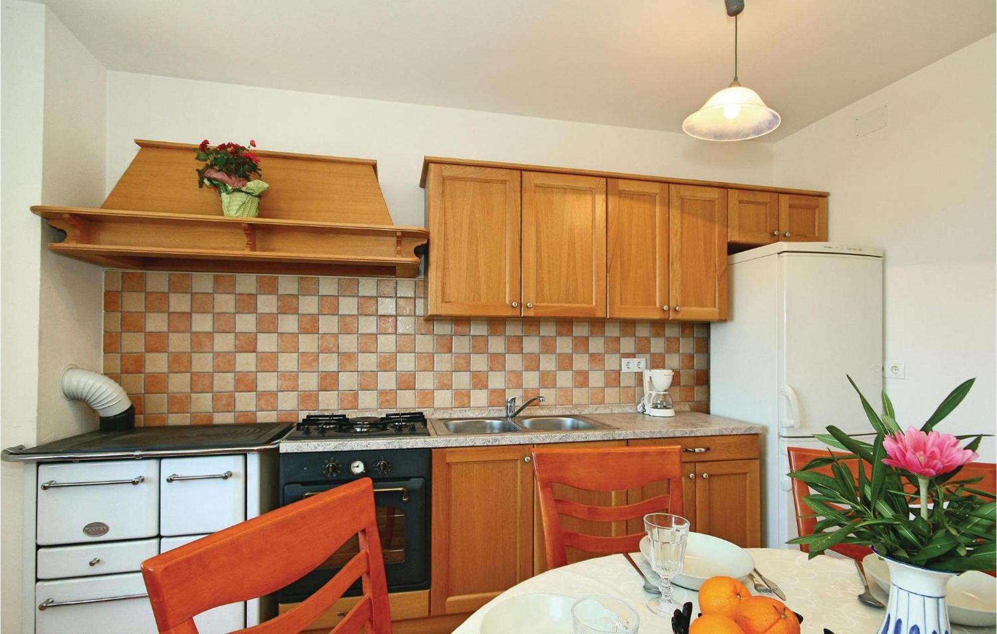 Pet Friendly Home In Ritosin Brig With Wifi Vranići Buitenkant foto
